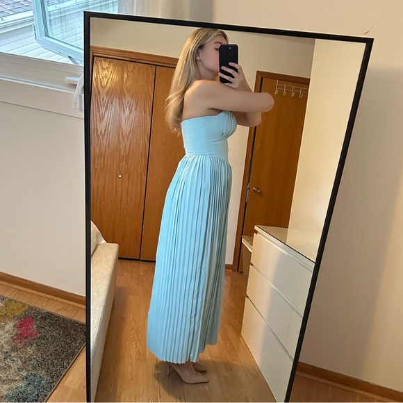 House of CB “Marcella” Pleated Sky Blue Dress - Picture 7 of 9